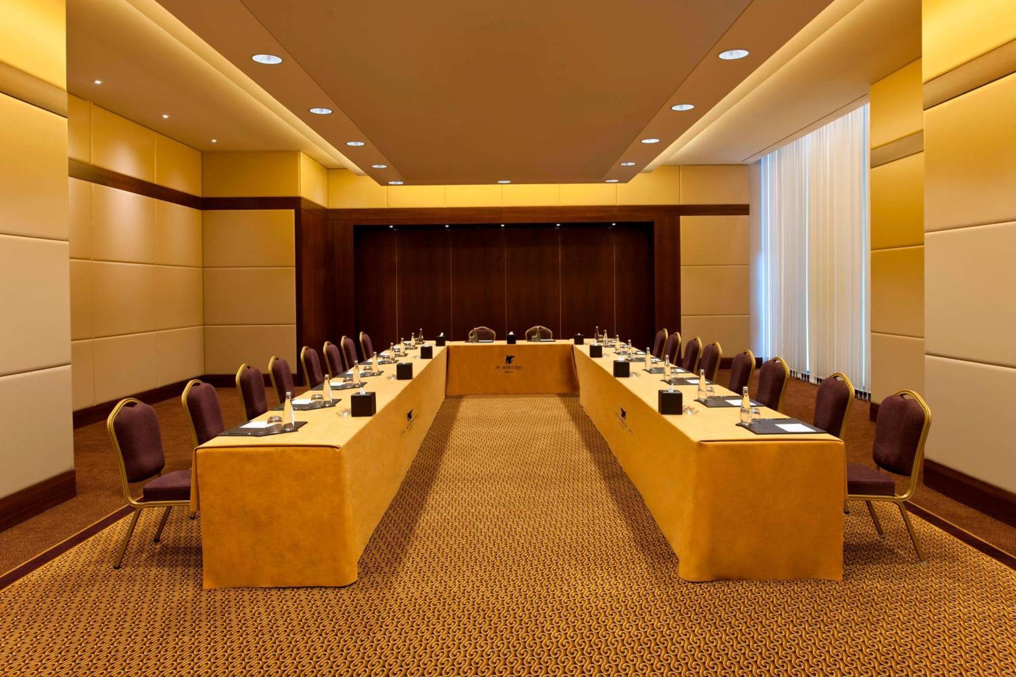 Jw Marriott Otel 5*